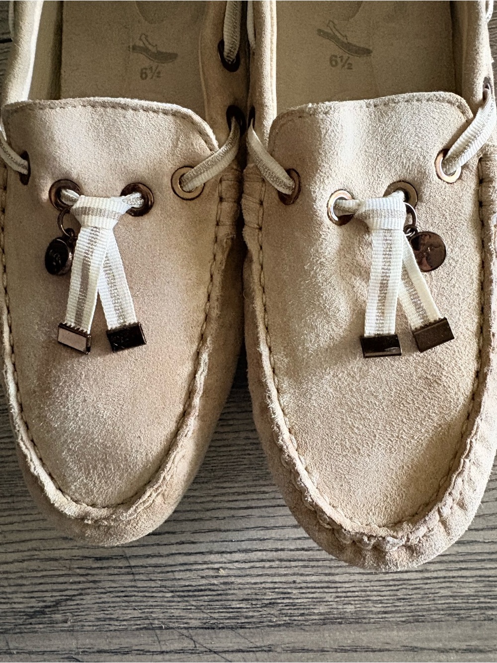 Brand new Ara Beige Suede Driving Loafers with Cream Soles